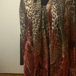Mark bouwers women top size xL